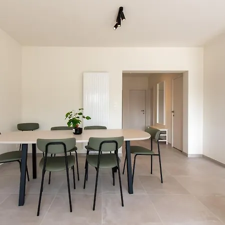Trendy Seaside Appartement Apartment *