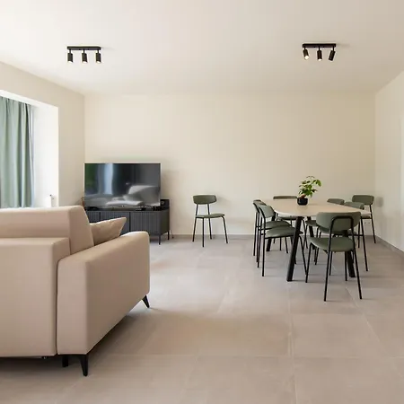 Trendy Seaside 아파트 *